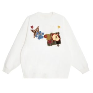 Street Commute Style — Statement Sweatshirt (White)